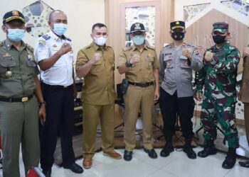 Koordinasi Pemko Padang dengan TNI dan Polri. (Foto: Prokopim Padang)