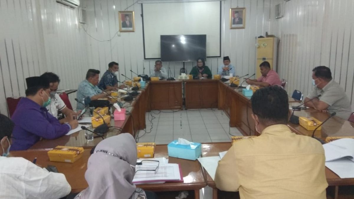 Langgam.id-Bansos pokir DPRD