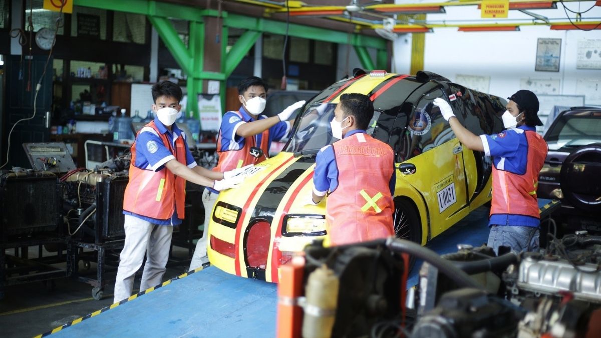 Langgam.id-kontes mobil