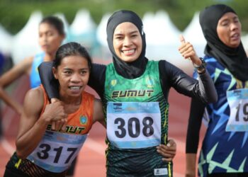 Agustina Mardika Manik, atlet dari Sumatera Utara (Sumut) berhasil meraih medali emas pertamanya di nomor lari 1.500 meter putri pada Pekan Olahraga Nasional (PON) XX Papua yang digelar di Mimika Sport Complex, Senin (11/10/2021). Foto: Humas PPM/Joseph Situmorang