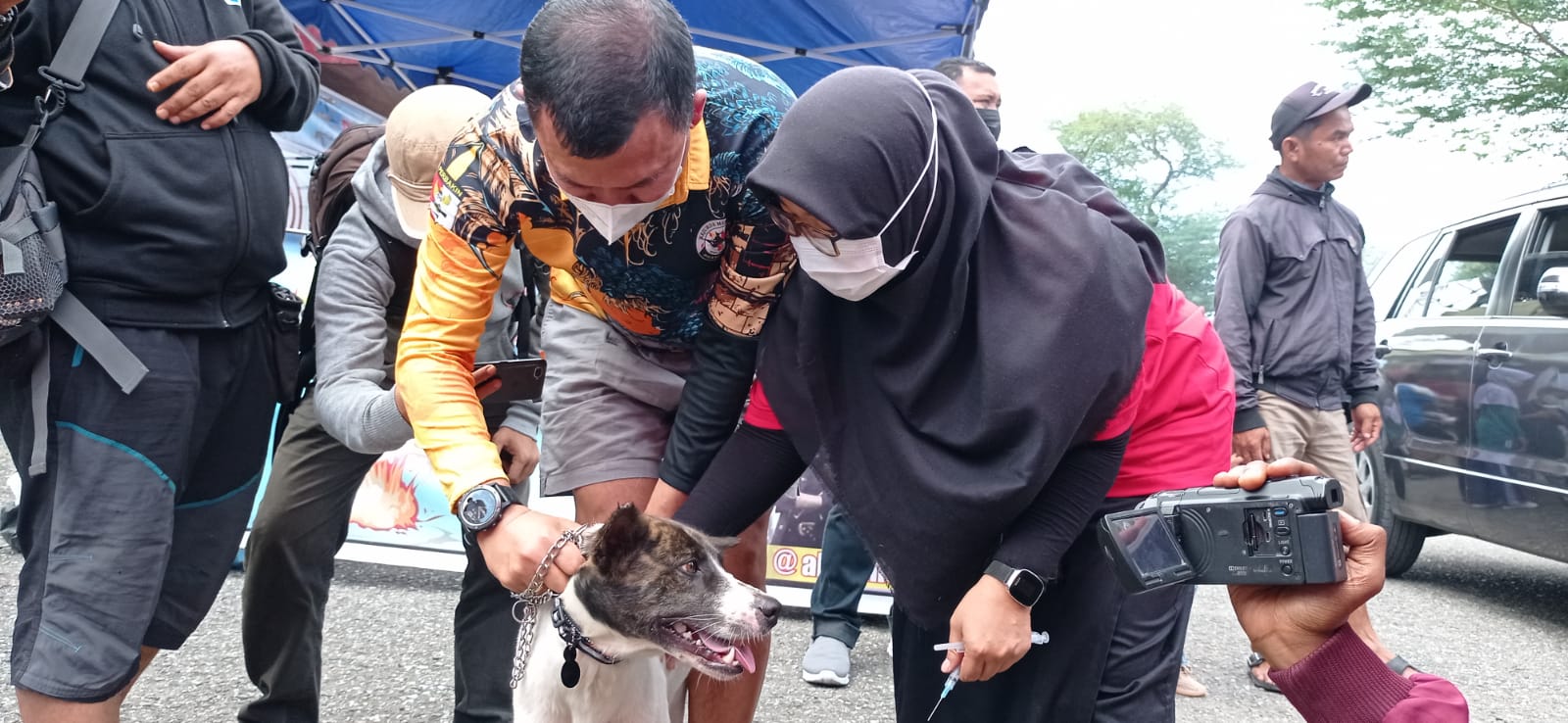 Dinas Pertanian Kota Padang bakal mengalokasikan sebanyak 1.000 dosis vaksin untuk Hewan Pembawa Rabies (HPR) se-Kota Padang. HPR sendiri