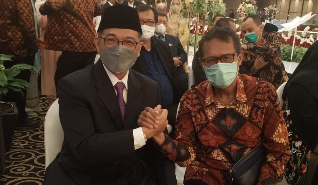 Saat 2 Mantan Gubernur Sumbar Tak Sengaja Bertemu