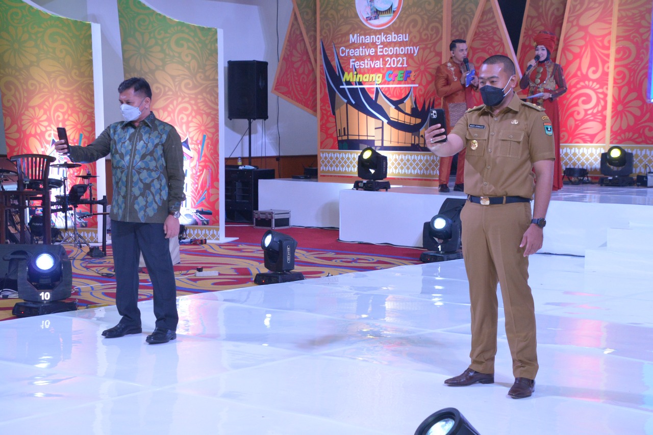 Pelaku UMKM Sumbar Harus Kuasai Teknologi untuk Tembus Pasar Global