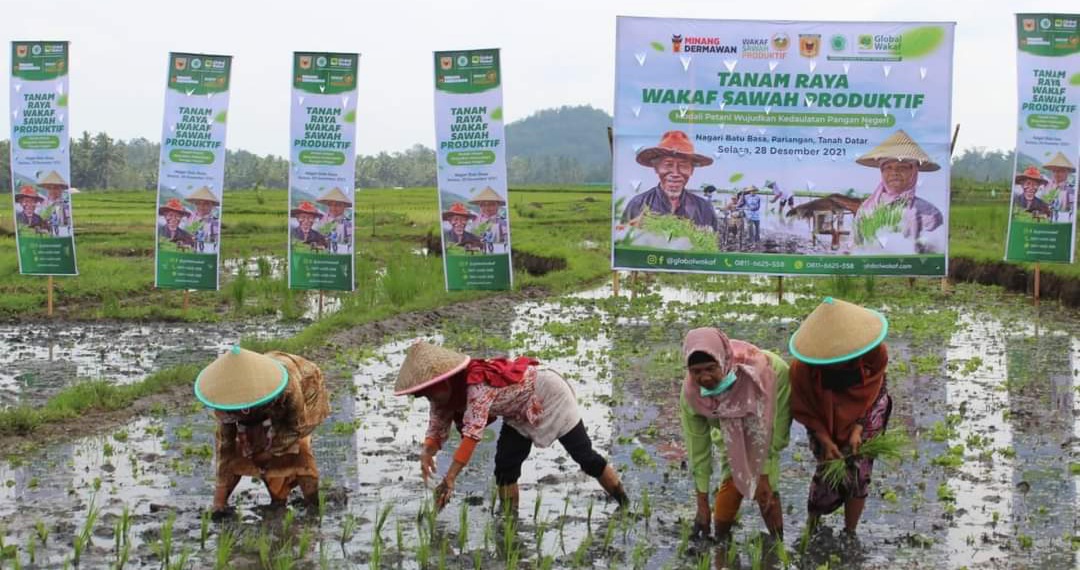 Bebaskan Petani Tanah Datar dari Rentenir, ACT Bantu Modal Lewat Program Wakaf