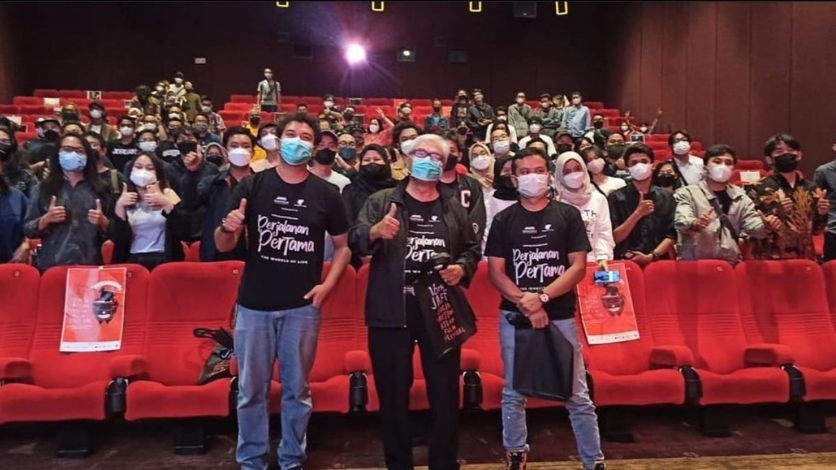 Langgam.id Film Perjalanan Pertama