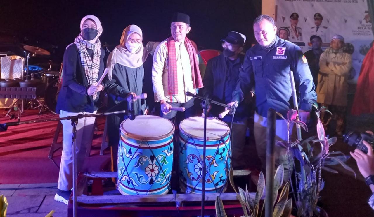 Malam Pertunjukan Seni dan Permainanan Anak Nagari Resmi Dibuka di Limapuluh Kota