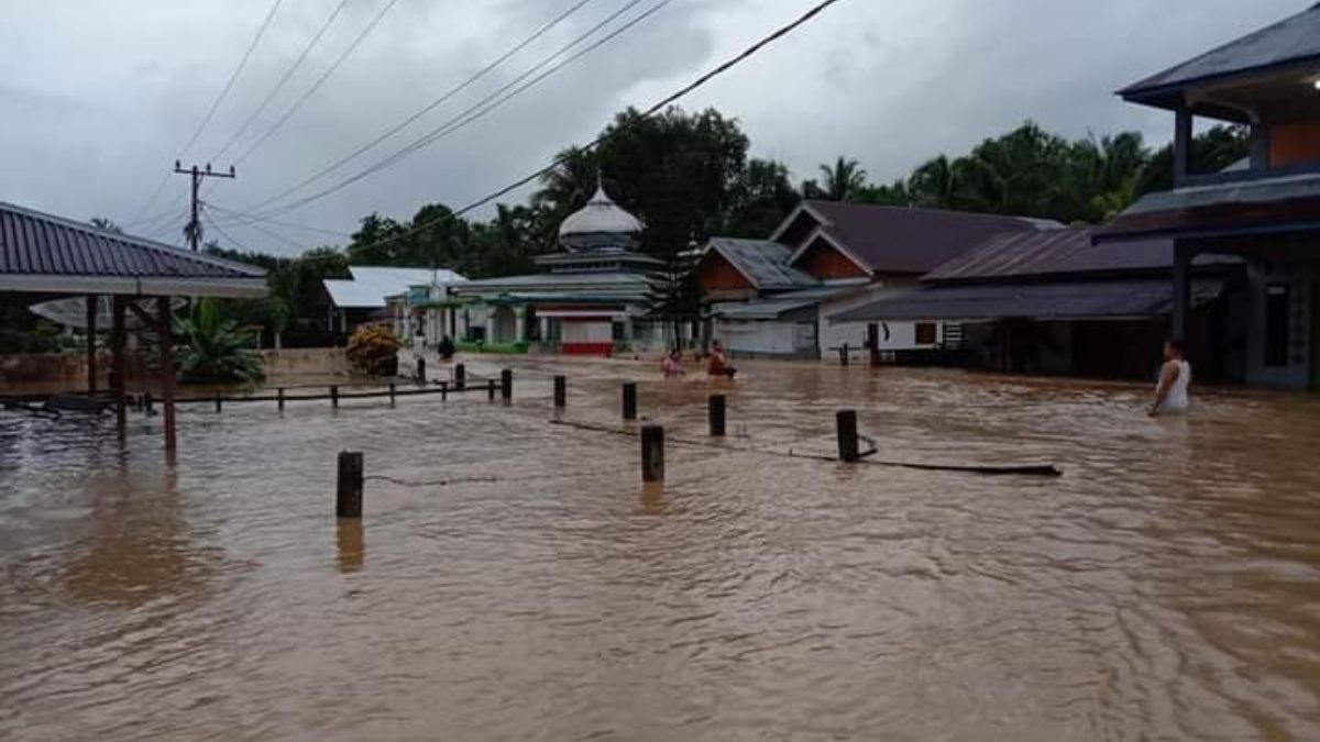 Langgam.id-banjir di Pessel