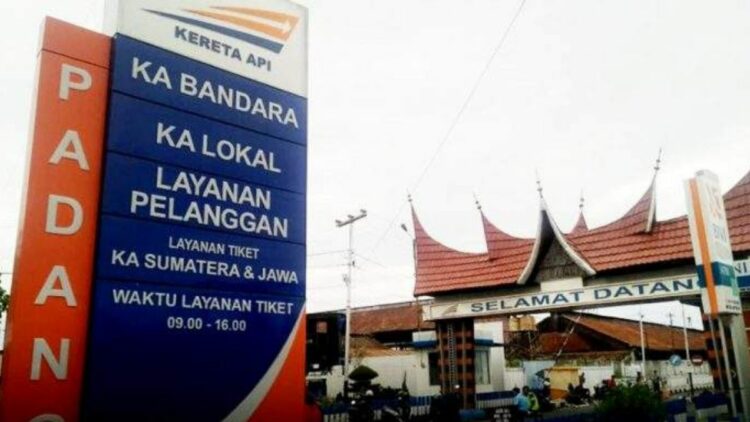 Aturan Naik Kereta Api di Sumbar Saat Nataru, Penumpang Wajib Vaksin