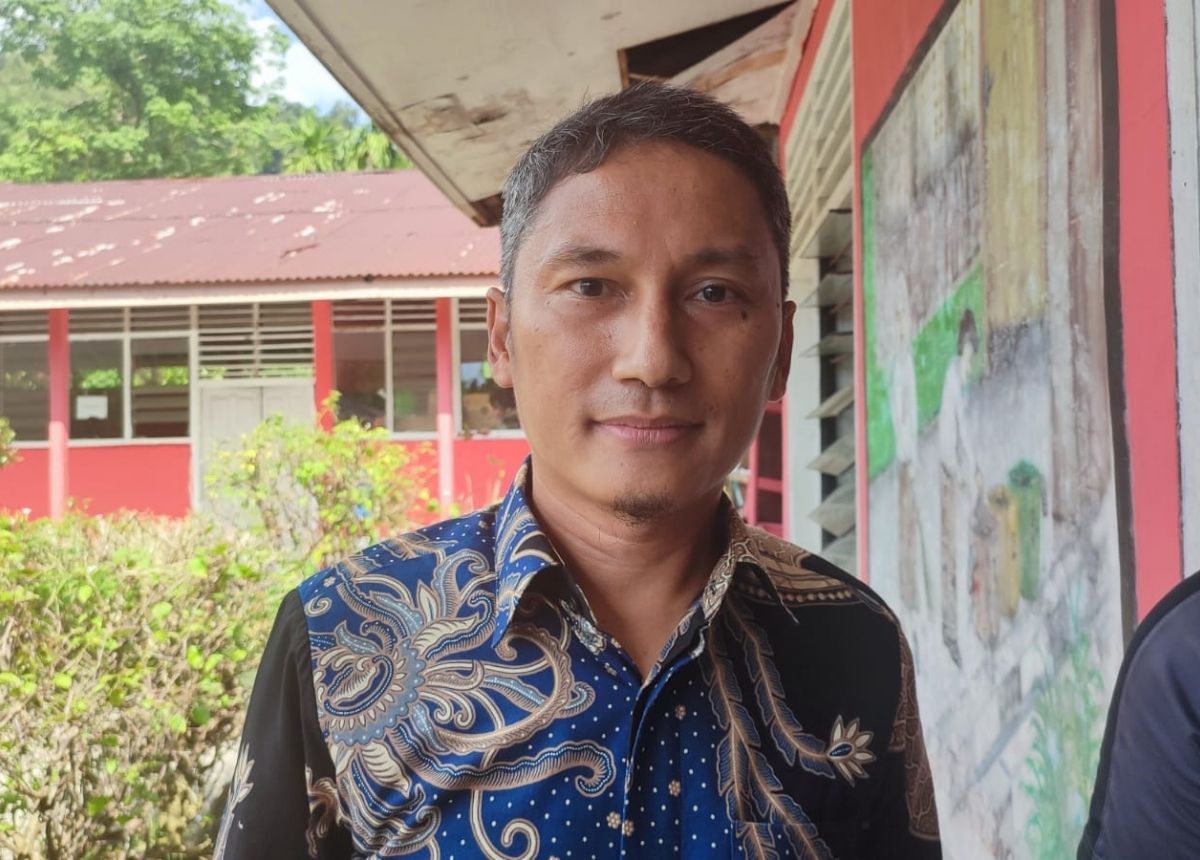 Balai Pengawas Obat dan Makanan (BPOM) Padang menerjunkan tim untuk menelusuri penyebab keracunan puluhan siswa dan warga di Gunung Sarik