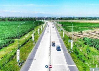 Berita Sumbar terbaru hari ini: Tol Padang-Pekanbaru bagian dari Tol Trans Sumatera sepanjang 2.878 kilometer. Terdiri dari koridor utama