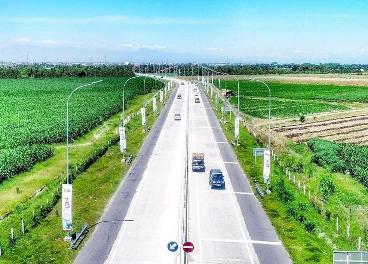 Berita Sumbar terbaru hari ini: Tol Padang-Pekanbaru bagian dari Tol Trans Sumatera sepanjang 2.878 kilometer. Terdiri dari koridor utama