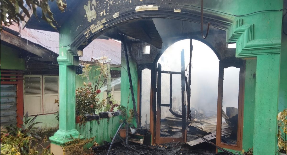 Kebakaran Rusak 1 Unit Rumah di Padang, 7 Jiwa Terdampak