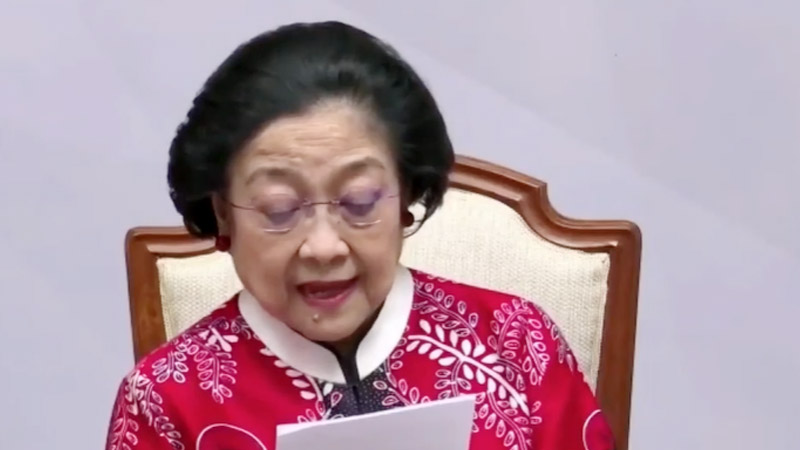 Langgam.id - Ketua Umum Partai Demokrasi Indonesia Perjuangan (PDI-P) Megawati Soekarno Putri kembali menyorot Sumbar dalam pidatonya.