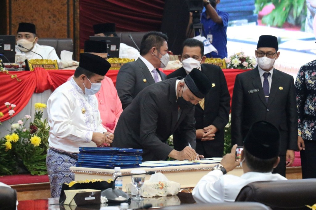 Pemprov Sumbar-Jambi Teken Enam Kesepakatan