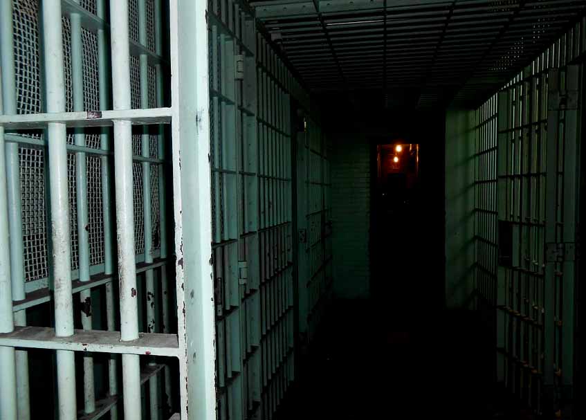 Berita Agam - berita Sumbar terbaru dan terkini hari ini: Polisi membantah napi yang meninggal itu babak belur saat dibawa ke Lapas Kelas IIB Lubuk Basung, Kabupaten Agam.