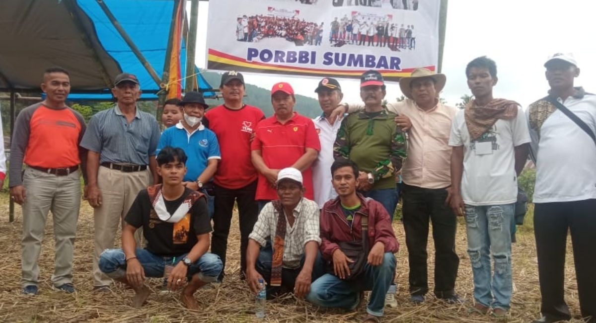 Berantas Hama di Simarasok, PORBBI Agam Gelar Buru Babi Bersama