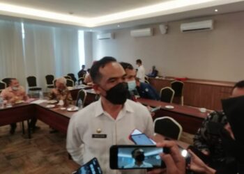 Berita Kabupaten Solok - berita Sumbar terbaru dan terkini hari ini: Pemkab Solok siap mengawal pembongkaran reklamasi Danau Singkarak.