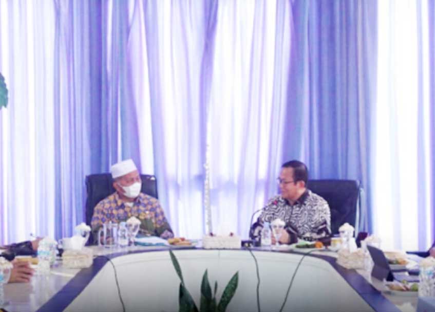 Berita Pasaman Barat - berita Sumbar terbaru dan terkini hari ini: Catatan Hamsuardi, 2.000 anak di Pasbar tak lanjutkan pendidikan ke SMP.