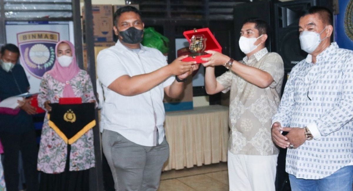 Capaian Vaksinasi 100 Persen, Sawahlunto Diganjar Penghargaan