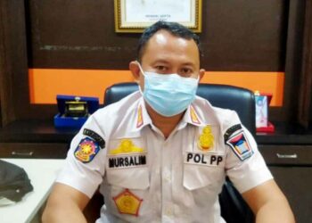Langgam.id - Kasatpol PP Padang, Mursalim mengusulkan personelnya diangkat jadi Aparatur Sipil Negara (ASN) ke Kemendagri.