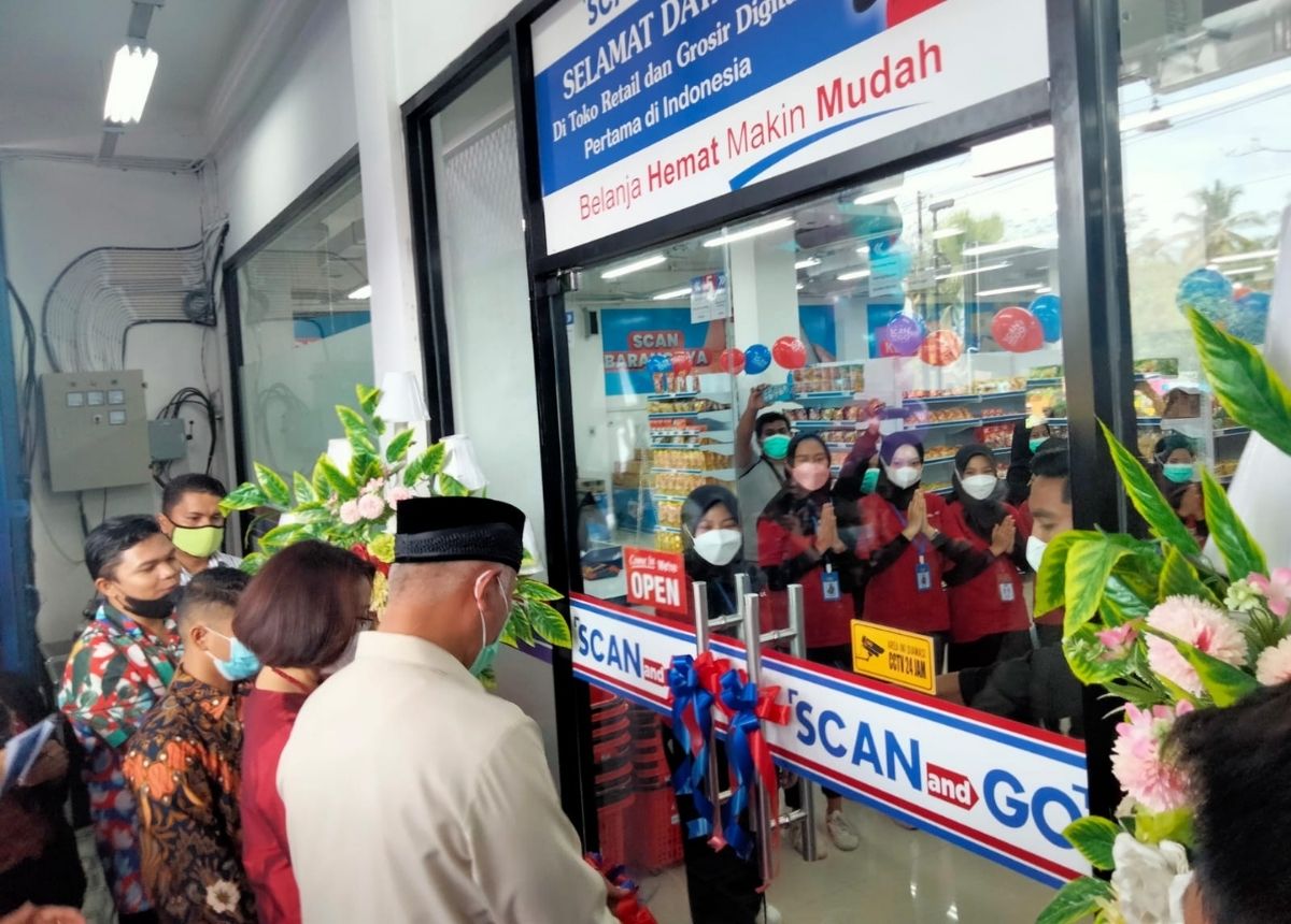 Berita Padang - berita Sumbar terbaru dan terkini hari ini: Ritel dan grosir digital pertama di Indonesia Scan and Go hadir di Padang.