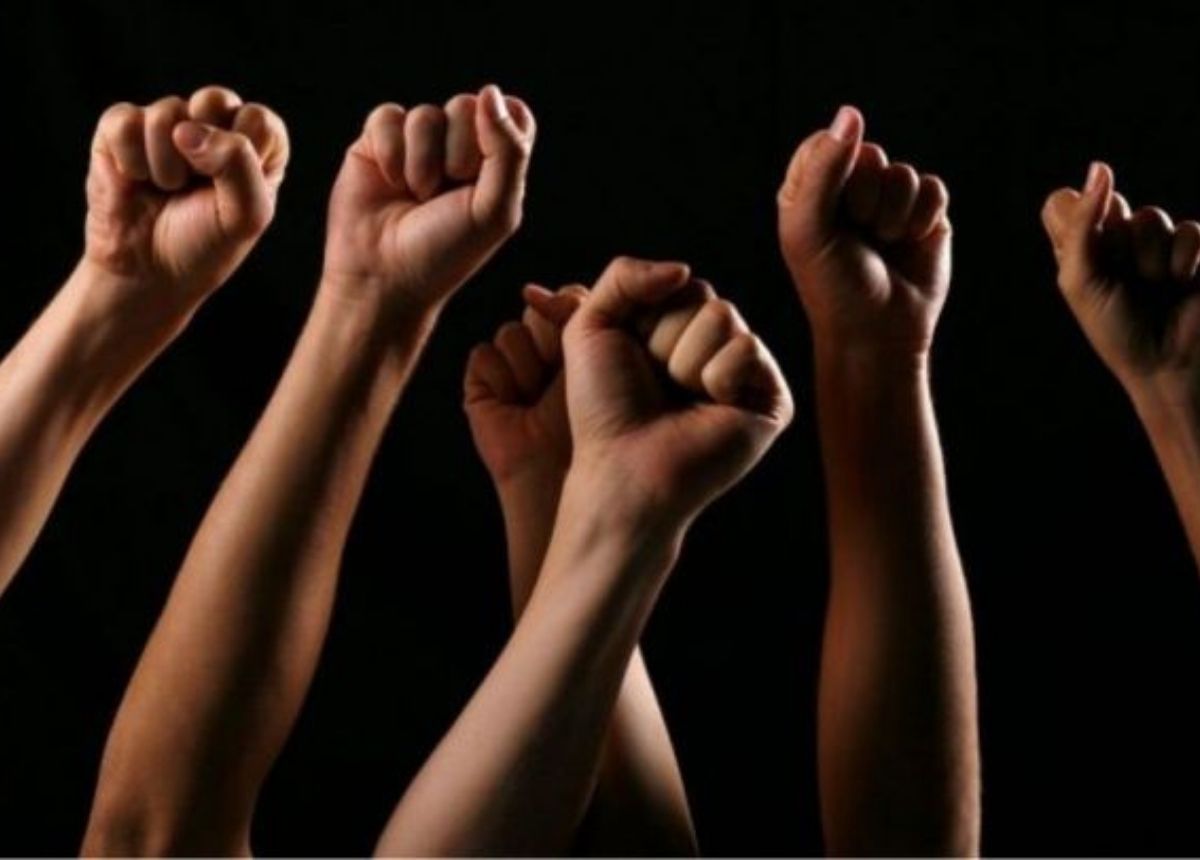 Berita Padang - berita Sumbar terbaru dan terkini hari ini: Polresta Padang meringkus lima pelaku yang membacok seorang remaja hingga tewas