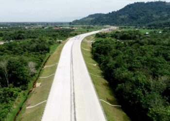 Langgam.id - Akibat mangkrak 1,5 tahun, Andre Rosiade menyentil Pemprov Sumatra Barat (Sumbar) terkait pembangunan Tol Padang-Sicincin.