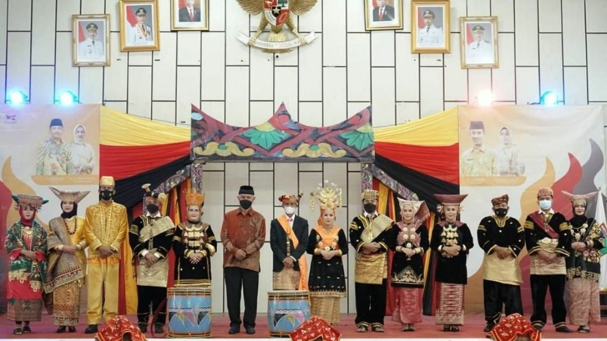 Langgam.id-baju adat