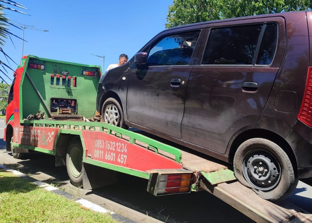 Berita Padang - berita Sumbar terbaru dan terkini hari ini: Pengendara Karimun dan debt collector yang terlibat cekcok ddibawa ke Mapolsek