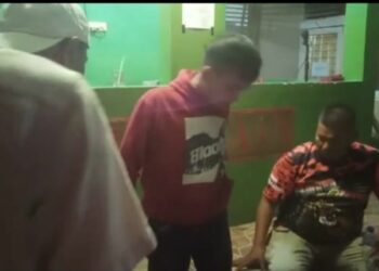 Berita Padang - berita Sumbar terbaru dan terkini hari ini: Satpol PP Padang amankan seorang pemuda bkarena diduga melakukan pungli.