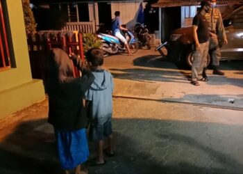 Diduga Peralat Anak Bawah Umur, Seorang Ibu Diamankan Satpol PP Padang