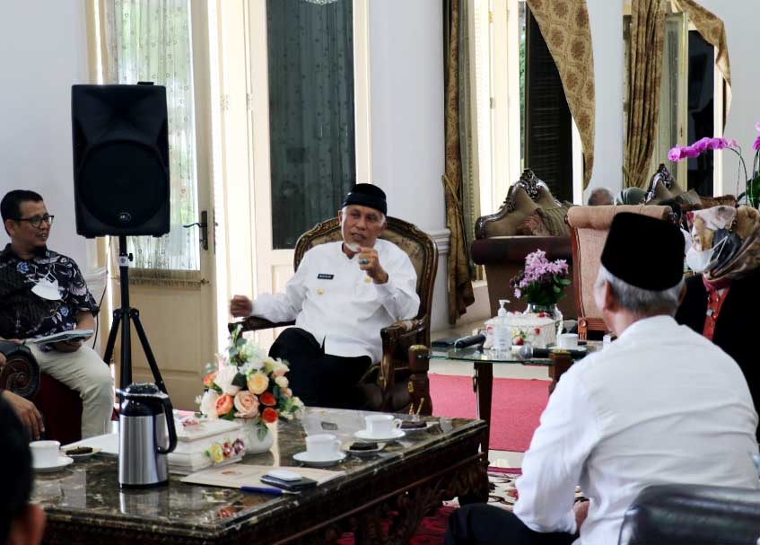 Berita Sumbar terbaru dan terkini hari ini: KPU juga meminta agar Pemprov Sumbar fasilitasi pelaksanaan Pemilu Serentak tahun 2024.