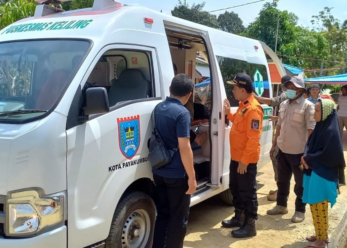 Berita Payakumbuh - berita Sumbar terbaru dan terkini hari ini: Tim tanggap darurat Pemko Payakumbuh memberikan pertolongan kepada masyarakat