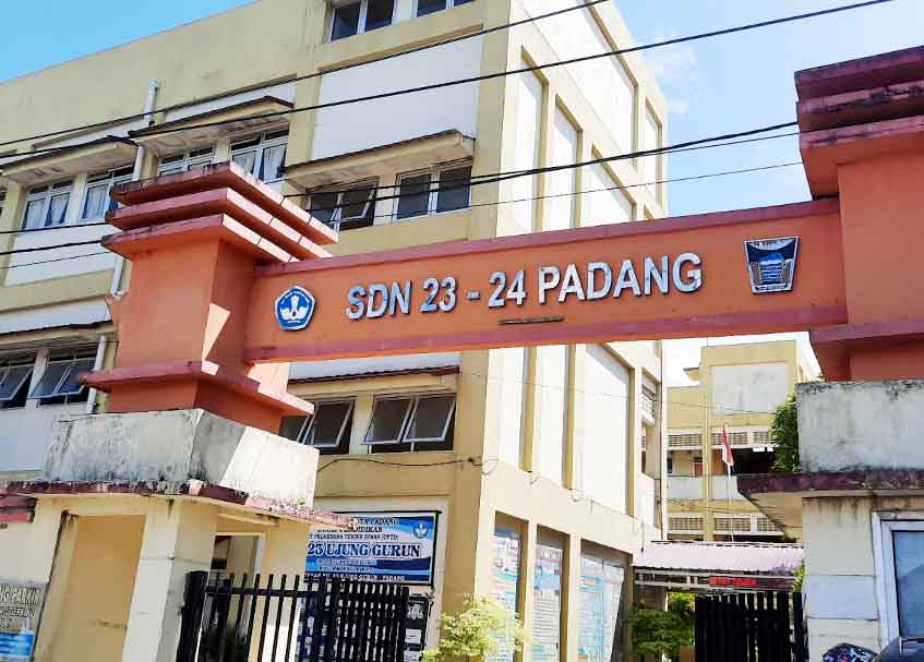 Berita Padang - berita Sumbar terbaru dan terkini hari ini: Hendri Septa juga mengimbau agar anak-anak segera divaksin.