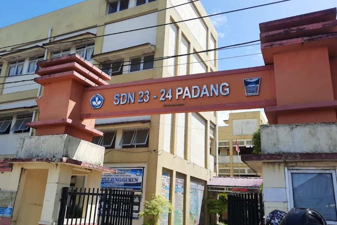 Pendaftaran tahap II atau pemenuhan daya tampung PPDB SD negeri di Padang dimulai hari ini. Pendaftaran tahap II ini berlangsung hingga Kamis