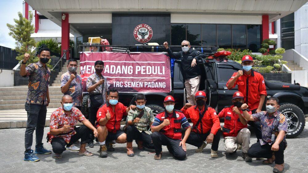 3 Jam Pasca Gempa, Semen Padang Kirim TRC ke Pasaman Barat