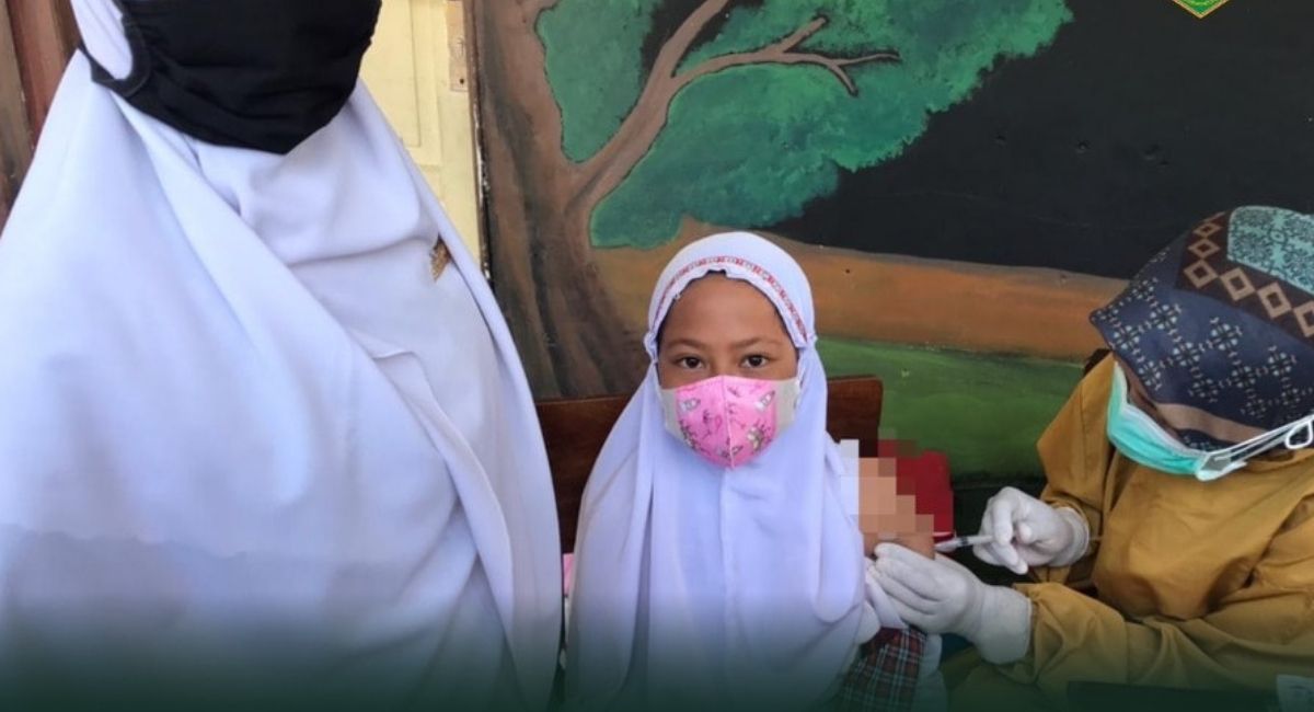 Cerita Raizeld Marshamello, Siswa SD di Padang Panjang Girang Divaksin