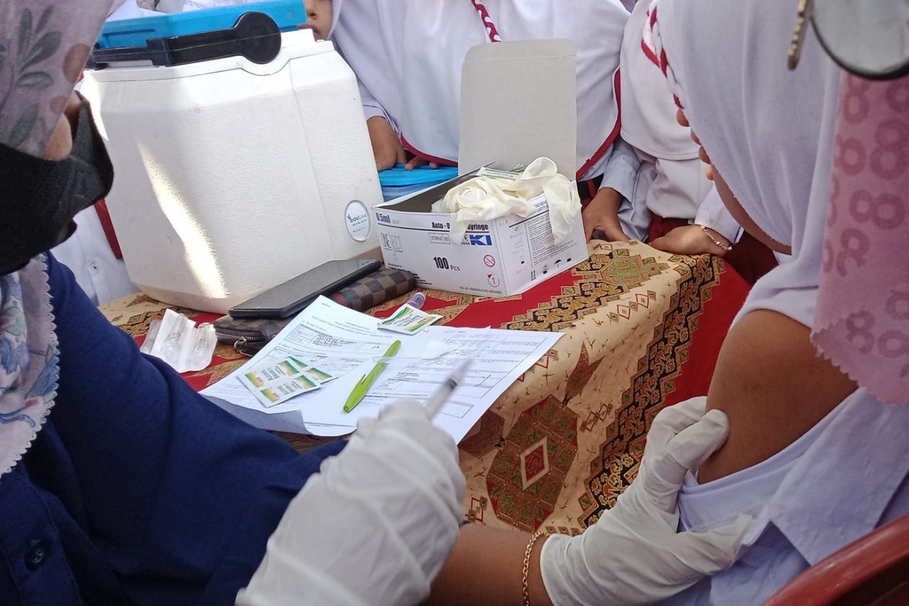 Vaksinasi Anak Usia 6-11 Tahun di Pesisir Selatan Targetkan 55.134 Siswa