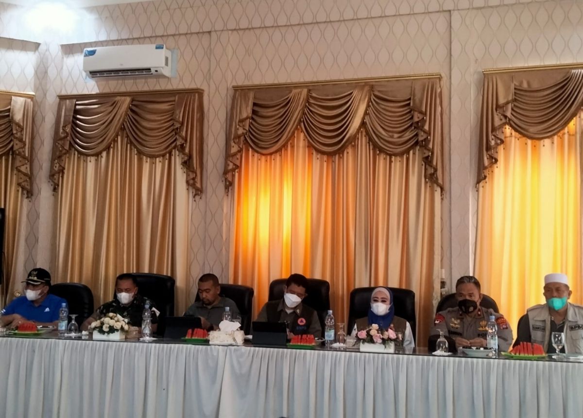 Berita Pasaman Barat - berita Sumbar terbaru dan terkini hari ini: Koban meninggal akibat gempa bermagnitudo 6,2 bertambah menjadi 10 orang. 