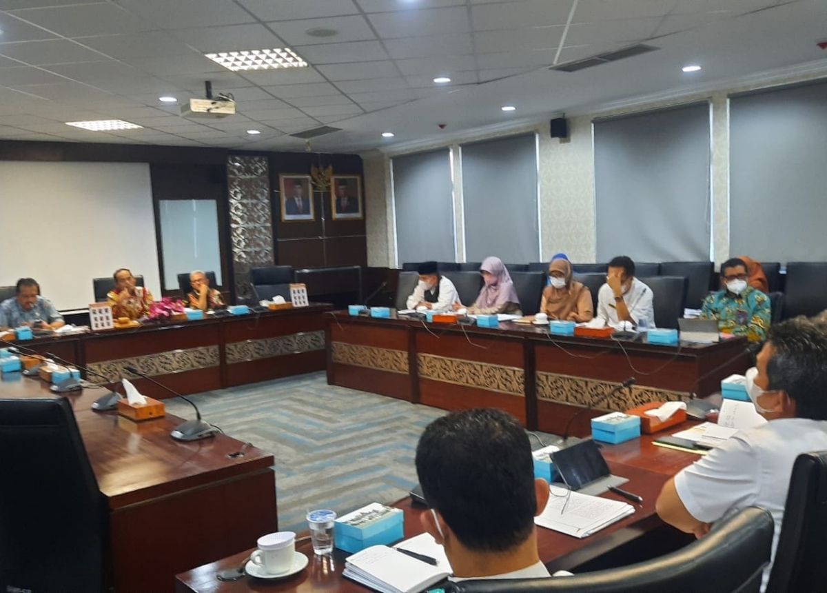 Berita Sumbar terbaru dan terkini hari ini: DPRD minta Pemprov Sumbar menyiapkan sejumlah langkah mencegah kenaikan kebutuhan bahan pokok