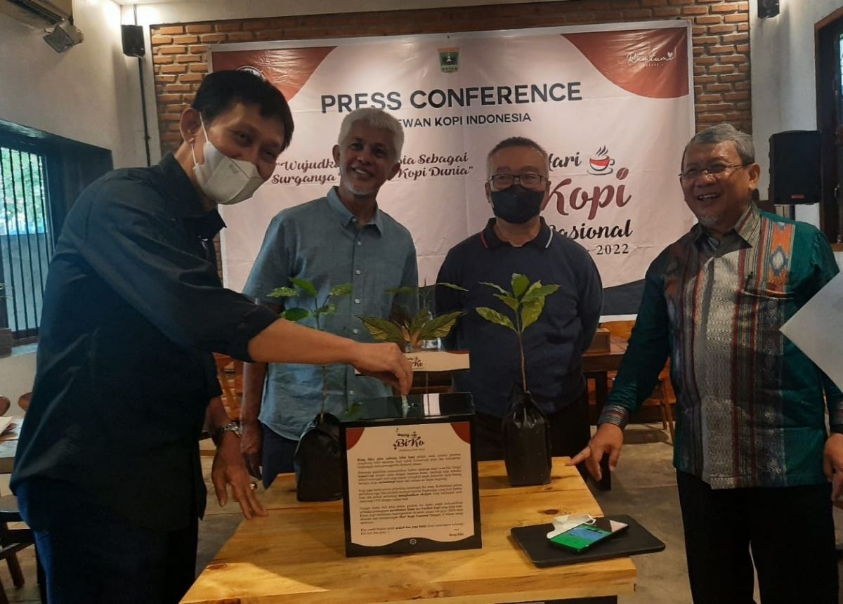 Berita Sumbar terbaru dan terkini hari ini: Produksi kopi dari Sumbar diekspor ke Amerika hingga negara di benua Eropa.