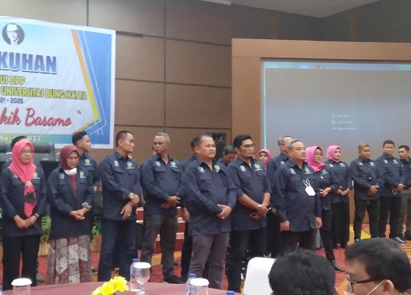 Berita Sumbar terbaru dan terkini hari ini: DPP Ikatan Keluarga Alumni UBH masa bakti 2021-2026 dikukuhkan, Minggu (20/3/2022).