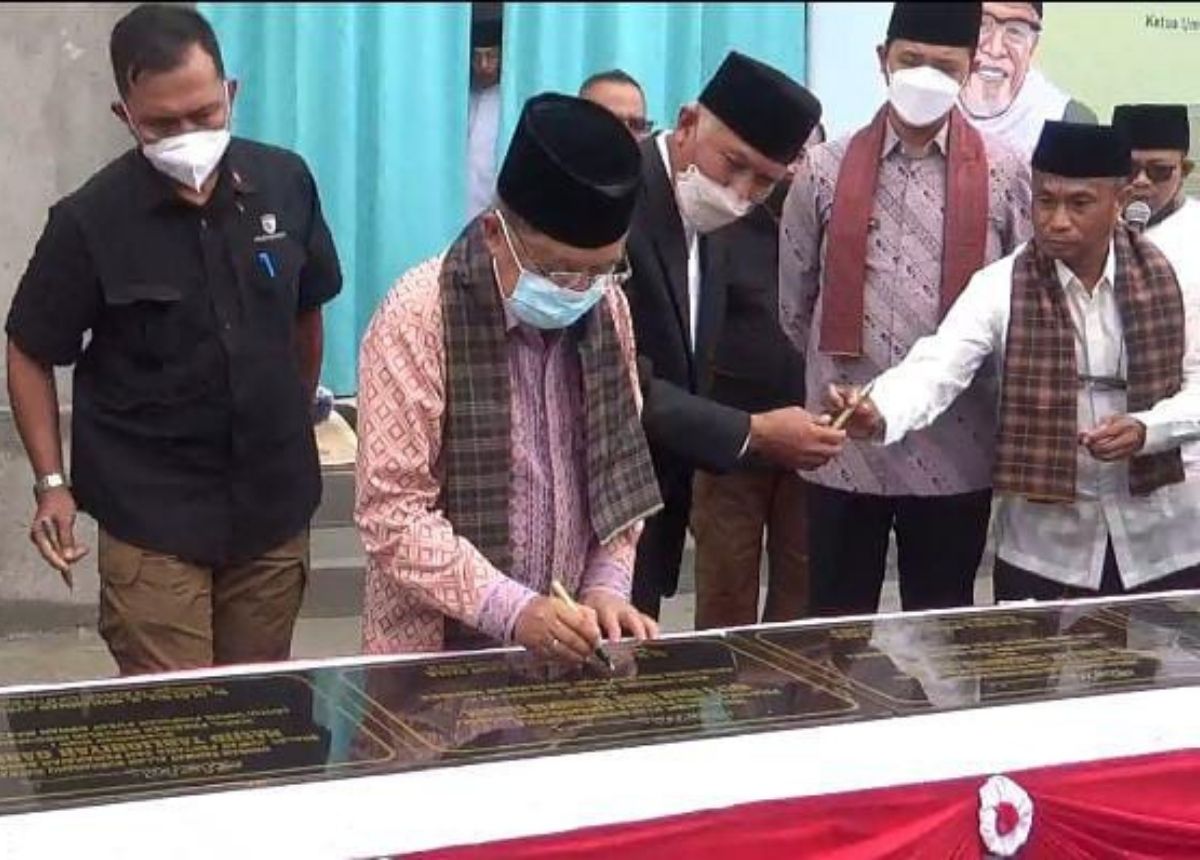 Berita Bukittinggi - berita Sumbar terbaru dan terkini hari ini: Jusuf Kalla resmikan pemakaian Masjid Tablighiyah Garageh, Kota Bukittinggi.