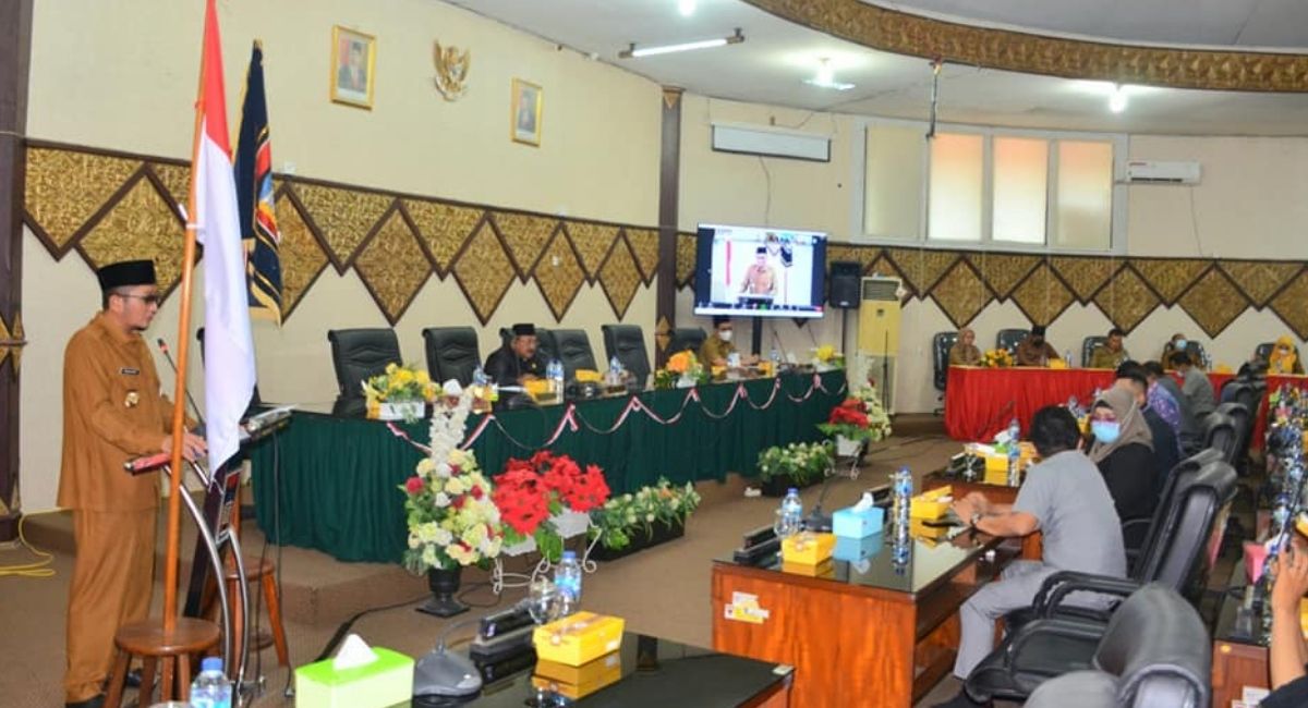 Wali Kota Padang Sampaikan Laporan Pertanggungjawaban ke DPRD