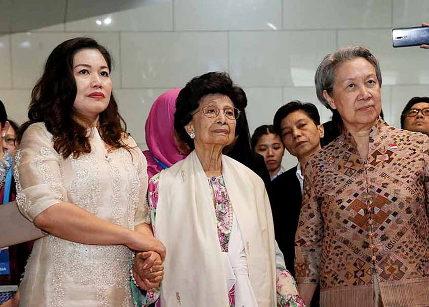 Berita Sumbar terbaru dan terkini hari ini: Lima perempuan Minang yang pernah jadi ibu negara, dari Indonesia hingga Malaysia.