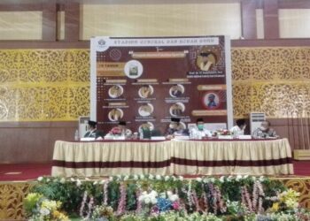 Berita Sumbar terbaru dan terkini hari ini: Guru Besar Fakultas Syariah UIN Imam Bonjol, Asasriwarni, memasuki masa purnabakti 70 tahun.