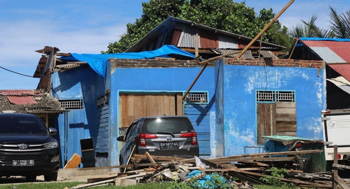 Wali Kota Padang Tinjau Korban Puting Beliung di Pasia Nan Tigo