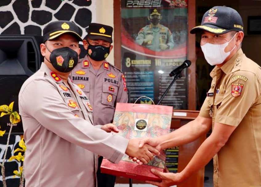 Berita Agam - berita Sumbar terbaru dan terkini hari ini: AKBP Ferry Ferdian telah resmi menjabat sebagai Kapolres Agam.