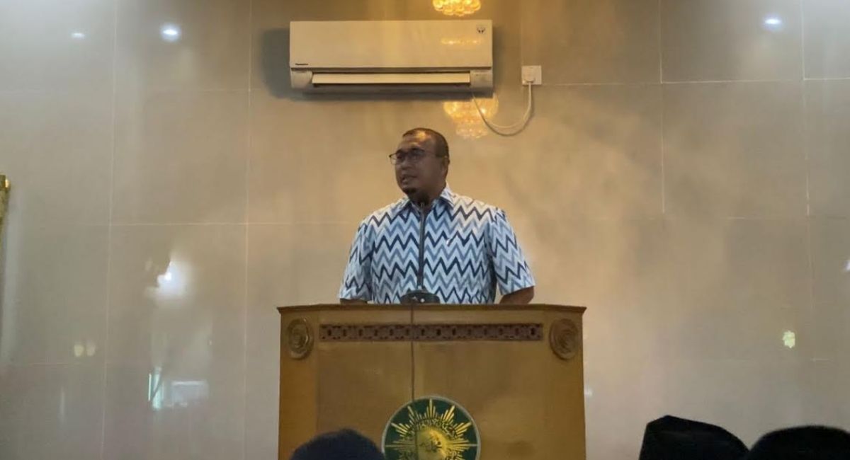 Salat Jumat di Bungus, Andre Rosiade Bantu Pembangunan Masjid