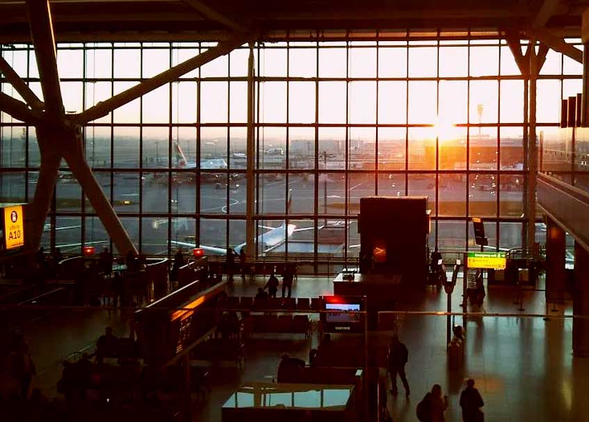 Berita Padang - berita Sumbar terbaru dan terkini hari ini: Tiket pesawat Padang-Jakarta langka, jika ada, harganya mencapai Rp6 juta lebih.